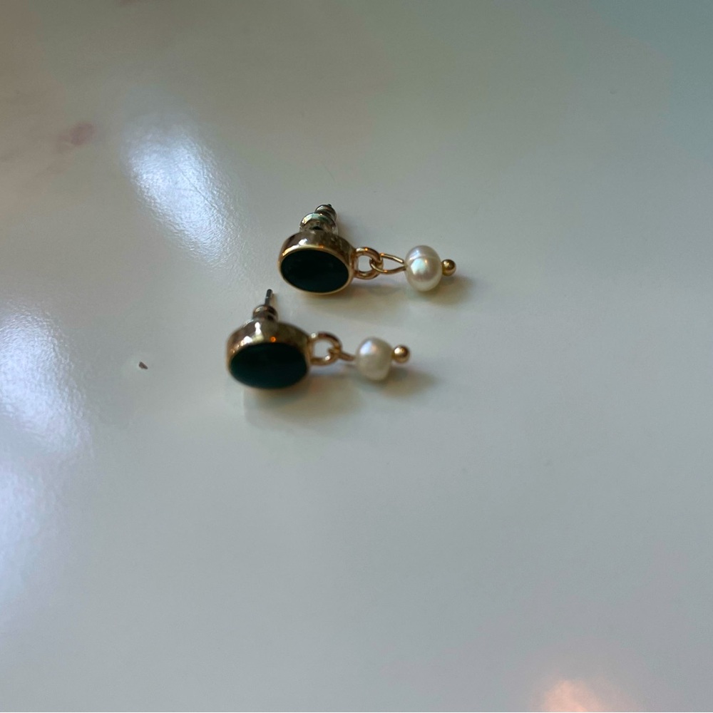 dark green and gold pearl earrings